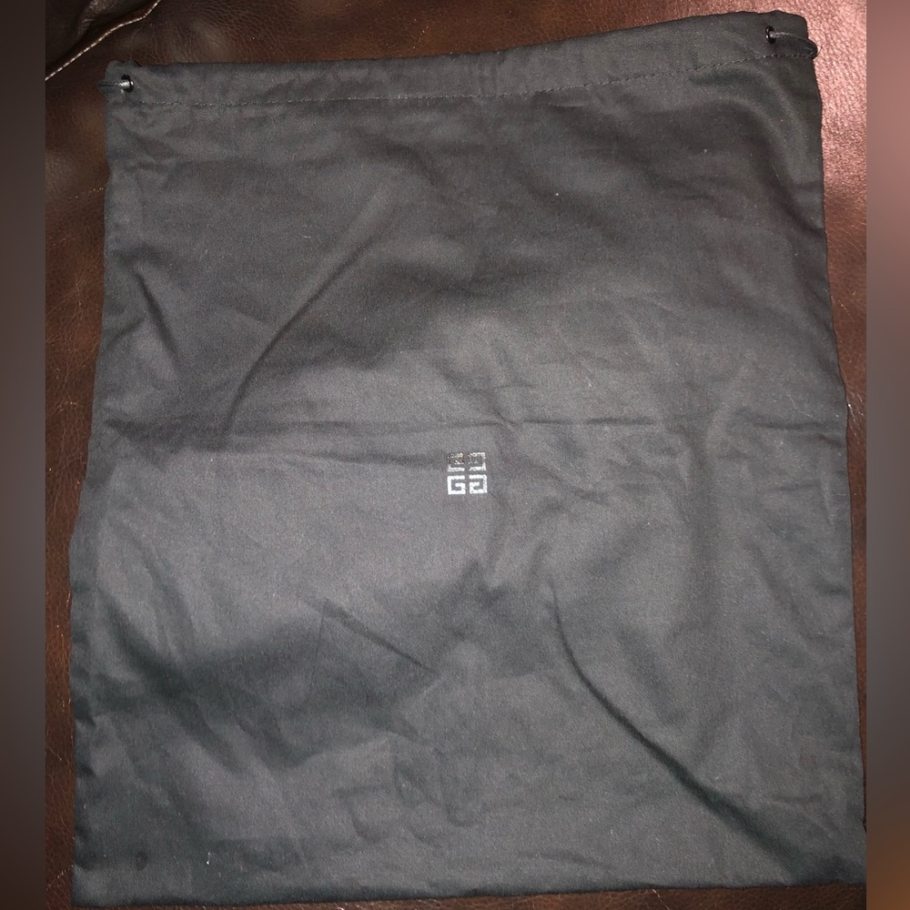 Givenchy Dustbag - Picture 2 of 4